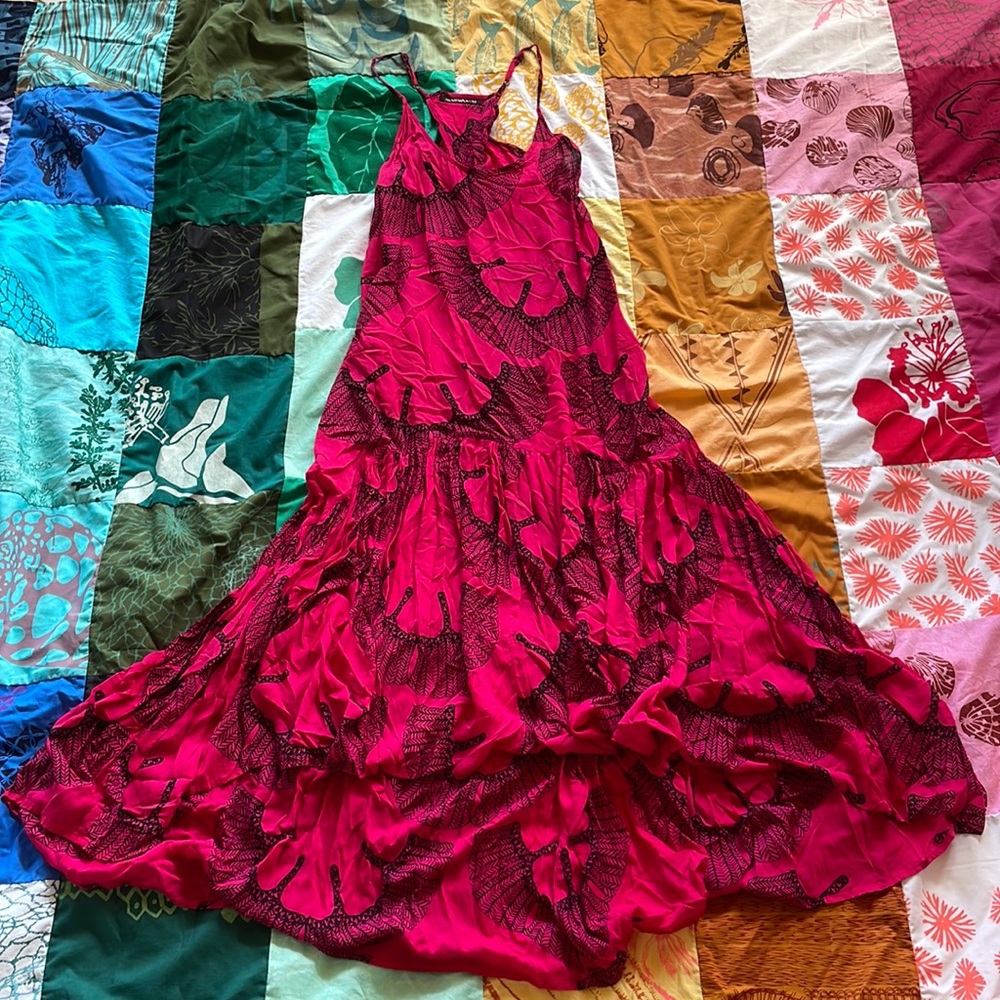 MANAOLA- Dress